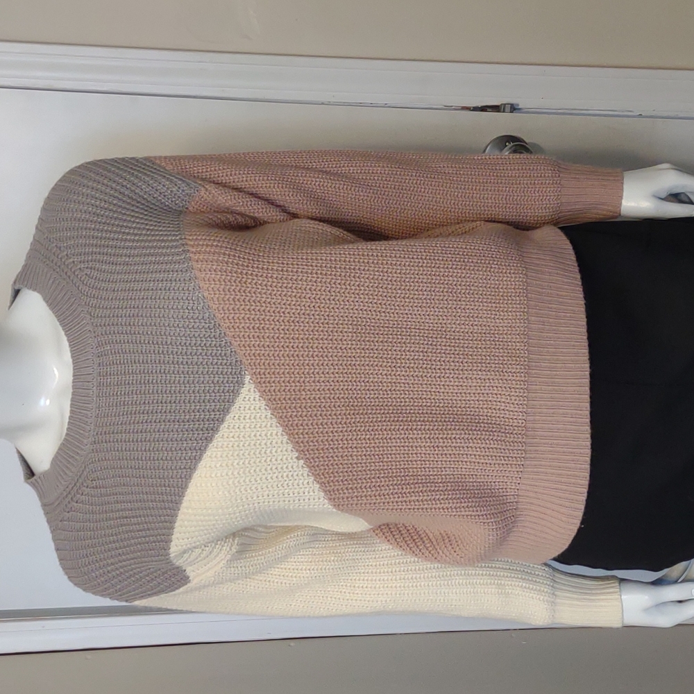 Colorblock Crewneck Sweater in Taupe, Cream & Blush